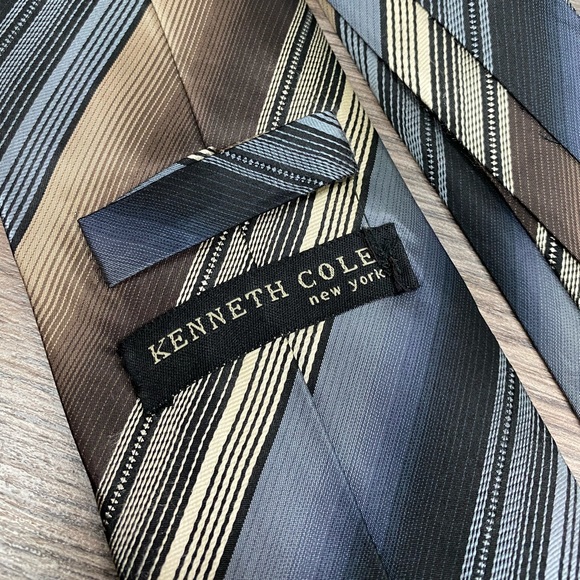 Kenneth Cole Grey, Brown & Ecru Stripe Silk Tie - Picture 3 of 4